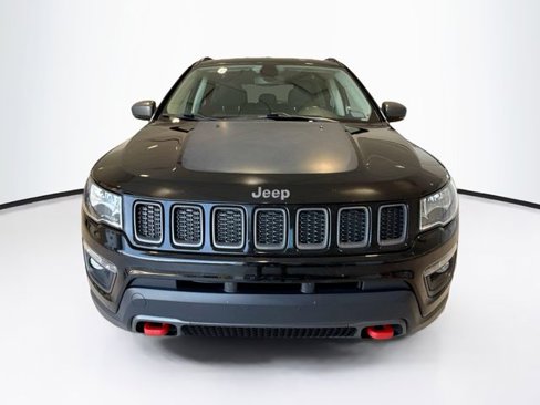 Used 2020 Jeep Compass Trailhawk image 2