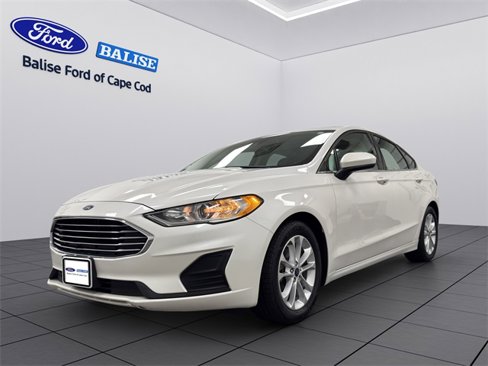 Used 2019 Ford Fusion SE image 2