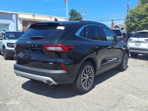 New 2025 Ford Escape SE image 5