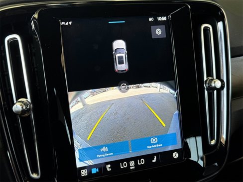 Certified 2023 Volvo XC40 Recharge Ultimate image 19