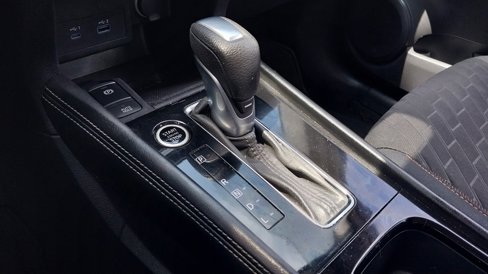 Used 2022 Nissan Kicks SR image 27