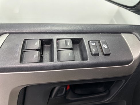 Used 2010 Toyota 4Runner SR5 image 11