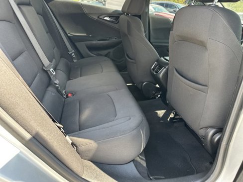 Used 2020 Chevrolet Malibu LT image 16