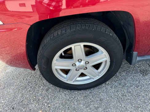 Used 2010 Jeep Compass Sport image 35