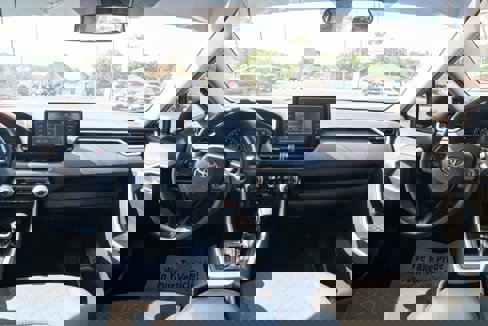 Used 2021 Toyota RAV4 XLE image 28