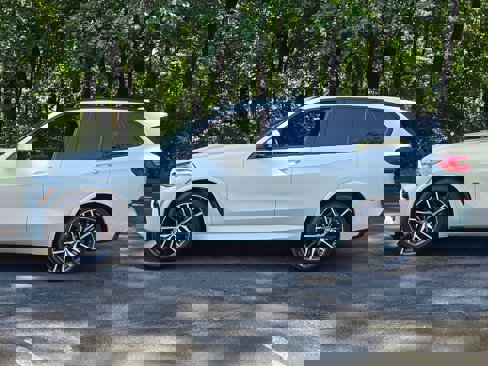 Used 2021 BMW X5 sDrive40i w/ M Sport Package image 3