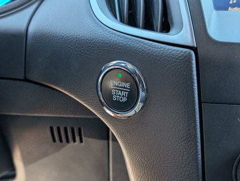 Certified 2020 Ford Edge SE image 23