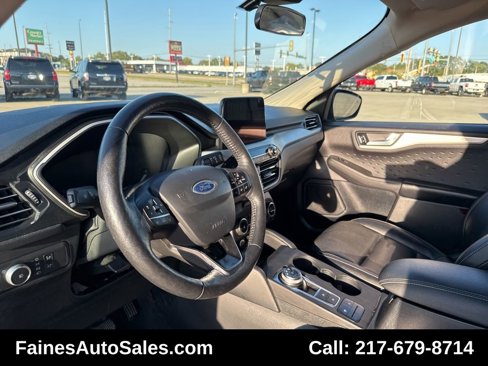Used 2020 Ford Escape SEL image 23