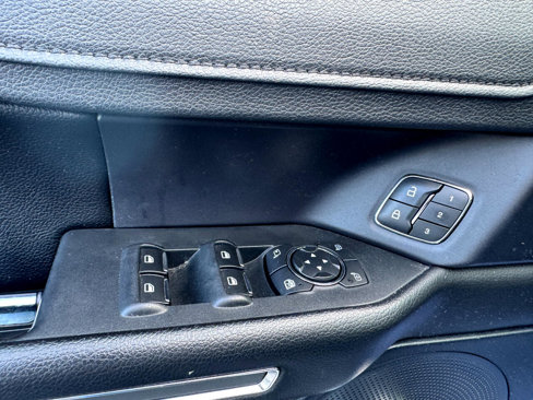 Used 2019 Ford Expedition Max XLT w/ Equipment Group 202A image 11