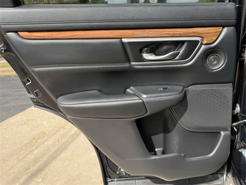 Used 2019 Honda CR-V Touring image 39