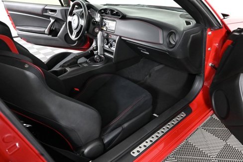 Used 2013 Scion FR-S image 9