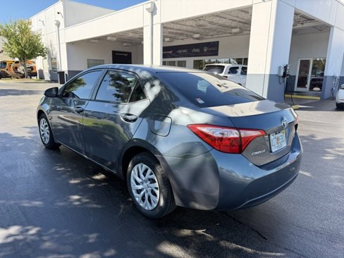Used 2018 Toyota Corolla L image 6