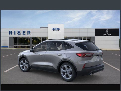 New 2025 Ford Escape ST-Line w/ Tech Pack #1 image 4