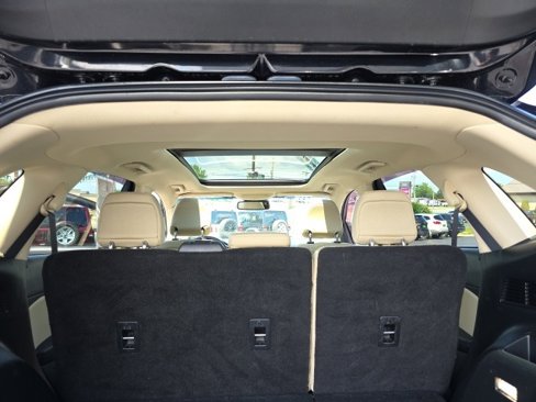 Used 2019 Ford Edge SEL image 49