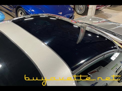 Used 2001 Chevrolet Corvette Coupe w/ Preferred Equipment Group2 image 9