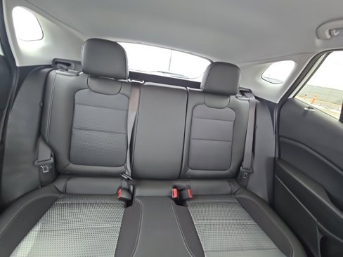 New 2025 Chevrolet Trax LT w/ LT Convenience Package image 37