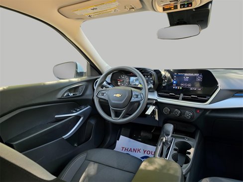 New 2025 Chevrolet Trax LS w/ LS Convenience Package image 11
