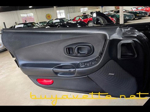 Used 2003 Chevrolet Corvette Convertible w/ Preferred Equipment Group1 image 24
