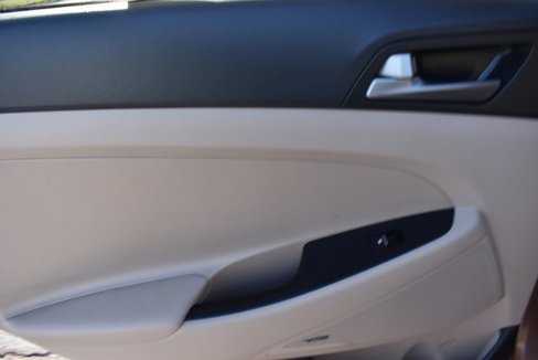 Used 2017 Hyundai Tucson Limited image 11
