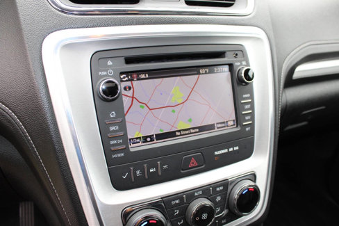 Used 2014 GMC Acadia SLT image 16