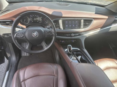 Used 2021 Buick Enclave Avenir w/ Avenir Technology Package image 13
