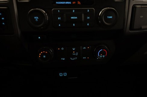 Used 2018 Ford F150 XLT image 30