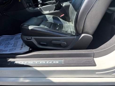 Used 2013 Ford Mustang GT Premium w/ Security Pkg image 13