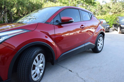 Used 2020 Toyota C-HR LE image 17