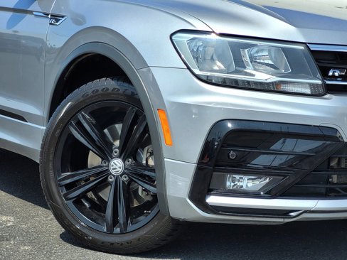 Certified 2019 Volkswagen Tiguan SEL Premium R-Line image 9