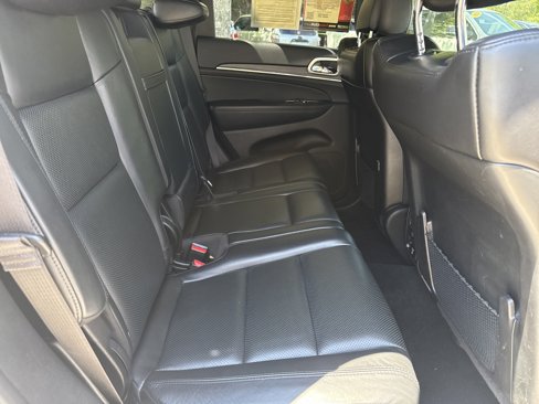 Used 2019 Jeep Grand Cherokee Limited w/ Luxury Group II image 15