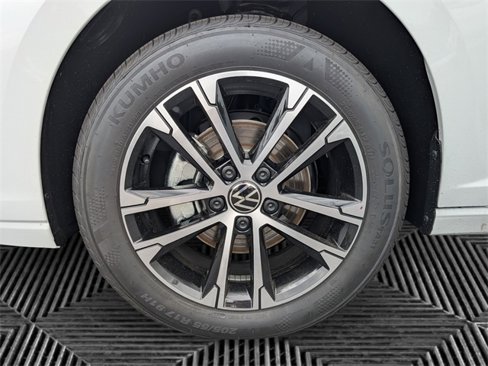 New 2025 Volkswagen Jetta Sport image 9