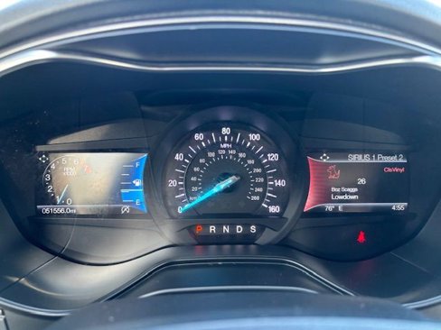 Used 2019 Ford Fusion SE image 13