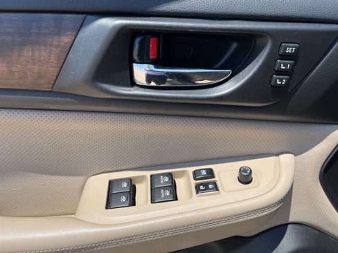 Used 2015 Subaru Outback 2.5i Limited image 8