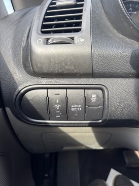 Used 2015 Kia Forte LX image 23