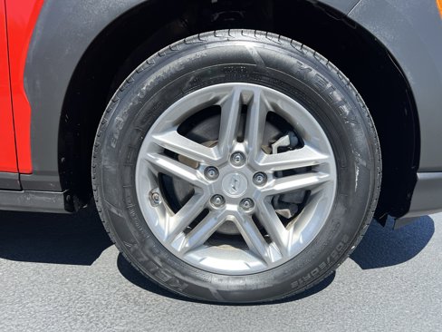 Used 2020 Hyundai Kona SE image 11
