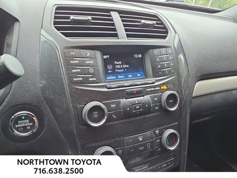 Used 2019 Ford Explorer XLT image 18