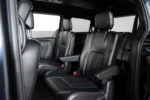 Used 2014 Dodge Grand Caravan R/T w/ Driver Convenience Group image 17