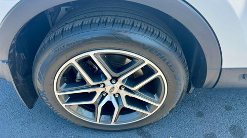 Certified 2019 Ford Explorer Sport w/ Equipment Group 401A image 5
