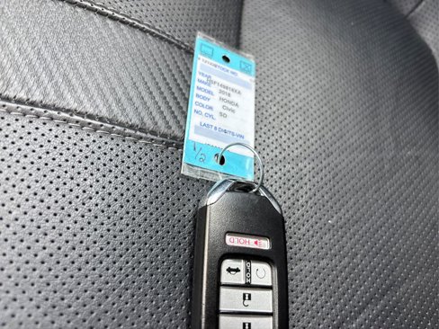 Used 2018 Honda Civic Touring image 39