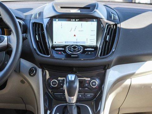 Used 2016 Ford C-MAX Energi SEL image 13