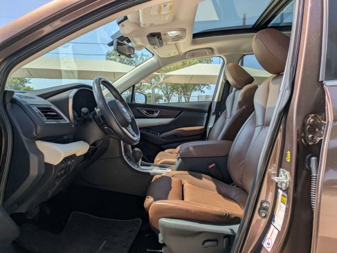 Used 2019 Subaru Ascent Touring w/ Popular Package #3 image 9