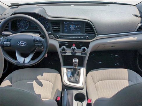 Used 2019 Hyundai Elantra SEL image 16
