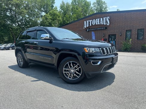 Used 2017 Jeep Grand Cherokee Limited image 40