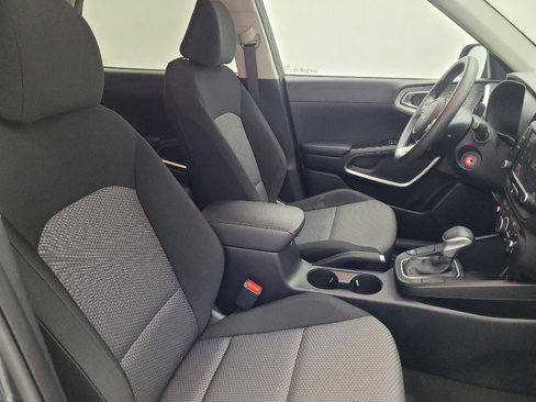 Used 2023 Kia Soul LX w/ LX Technology Package image 21