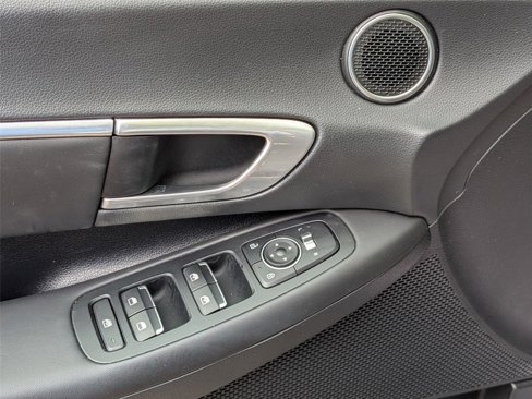 Used 2022 Hyundai Sonata SEL w/ Convenience Package image 13