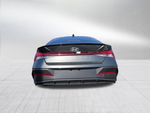 New 2025 Hyundai Elantra Sport image 6