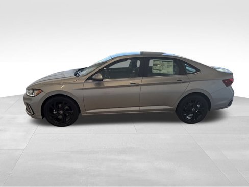 New 2025 Volkswagen Jetta SE image 2