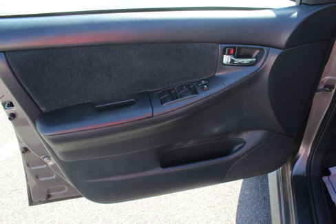 Used 2004 Toyota Corolla CE image 18