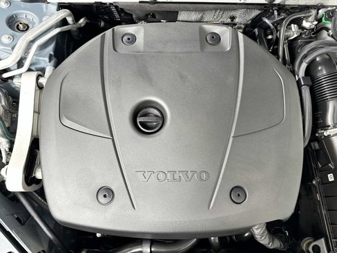 Certified 2023 Volvo S60 T8 Plus w/ Climate Package image 28