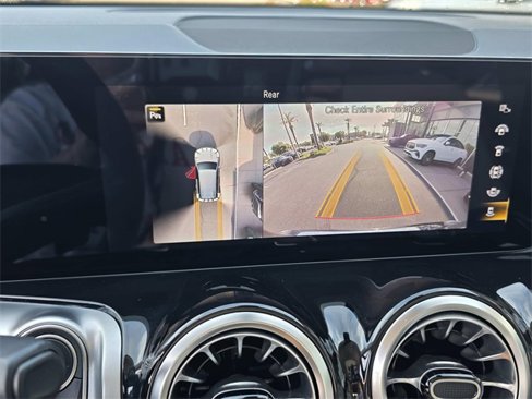 Certified 2022 Mercedes-Benz GLB 250 image 17